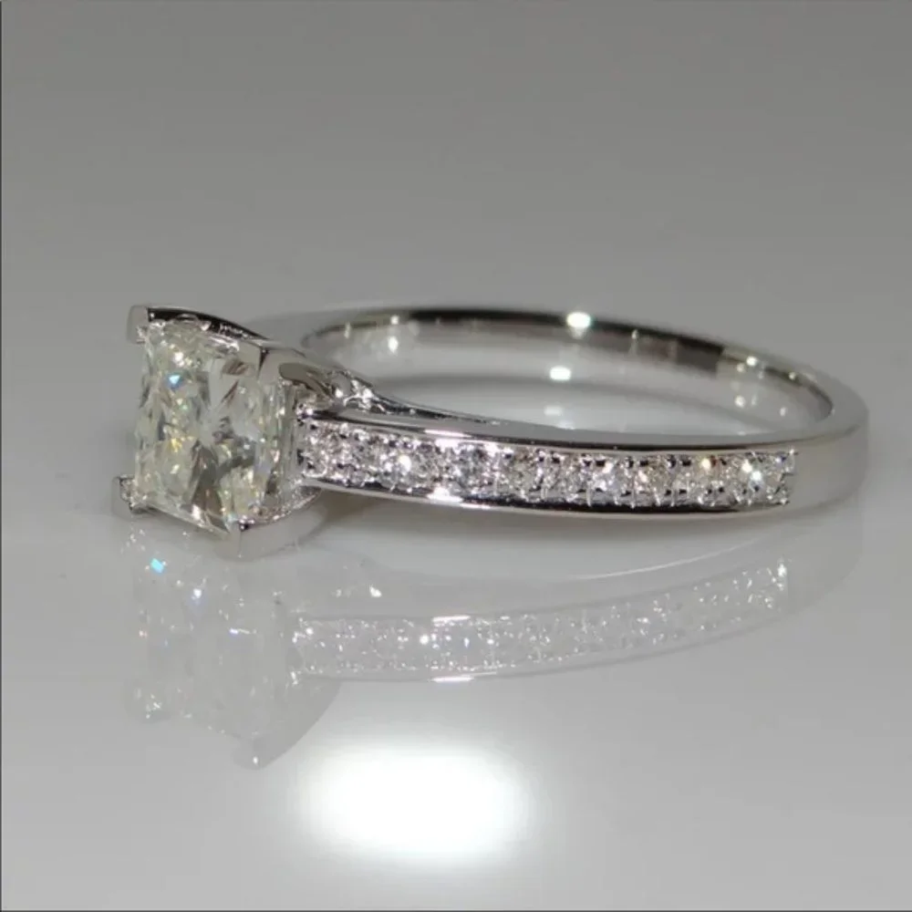 925 Sterling Silver Princess Square Simulator Diamond Ring Wedding Engagement - Picture 3 of 5